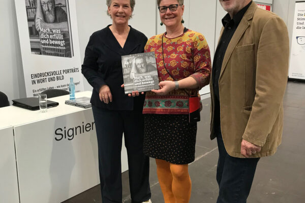 Leipziger Buchmesse – Lesung „Mach, was dich erfüllt und bewegt“ – Signierstunde nach der Lesung